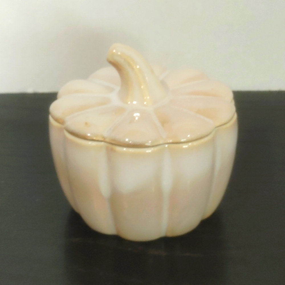 Sand +Fog Pumpkin Candle